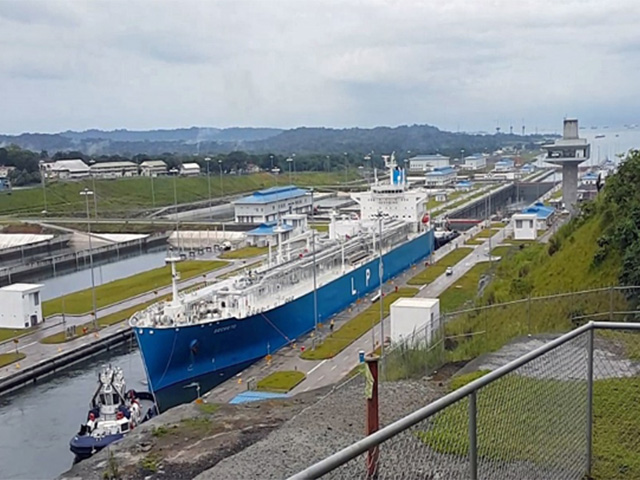 The Panama Canal is identified as one of 14 major global chokepoints for food and fertilizer shipments. (Photo by Elaine Kub)